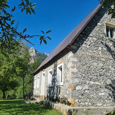 Guest House Emanueli Tropoje 外观 照片